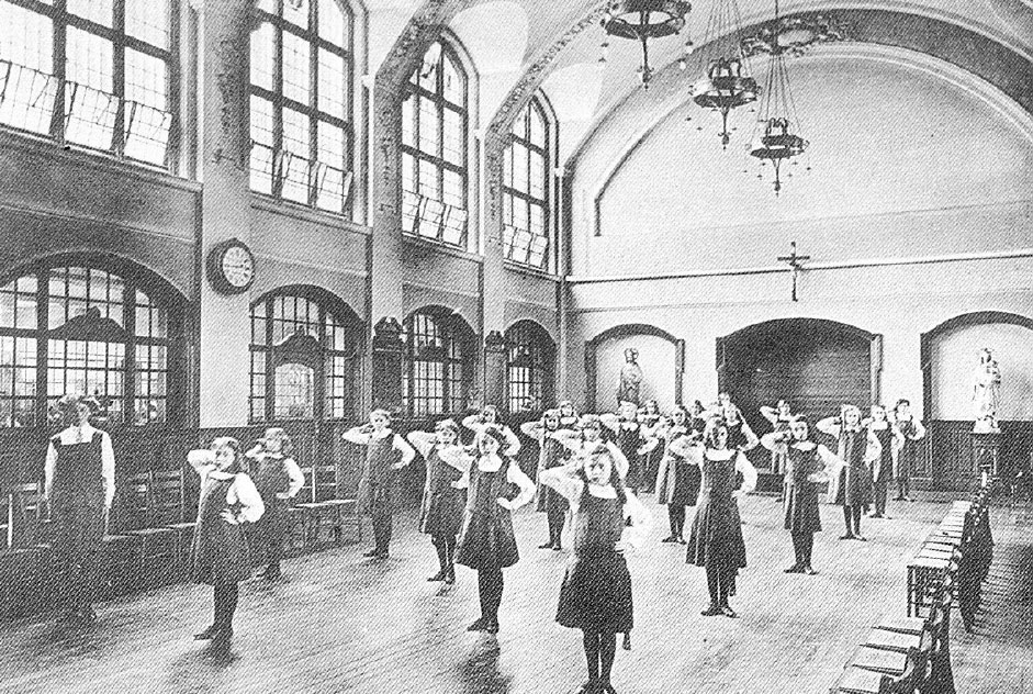 Girls standing in Old Hall